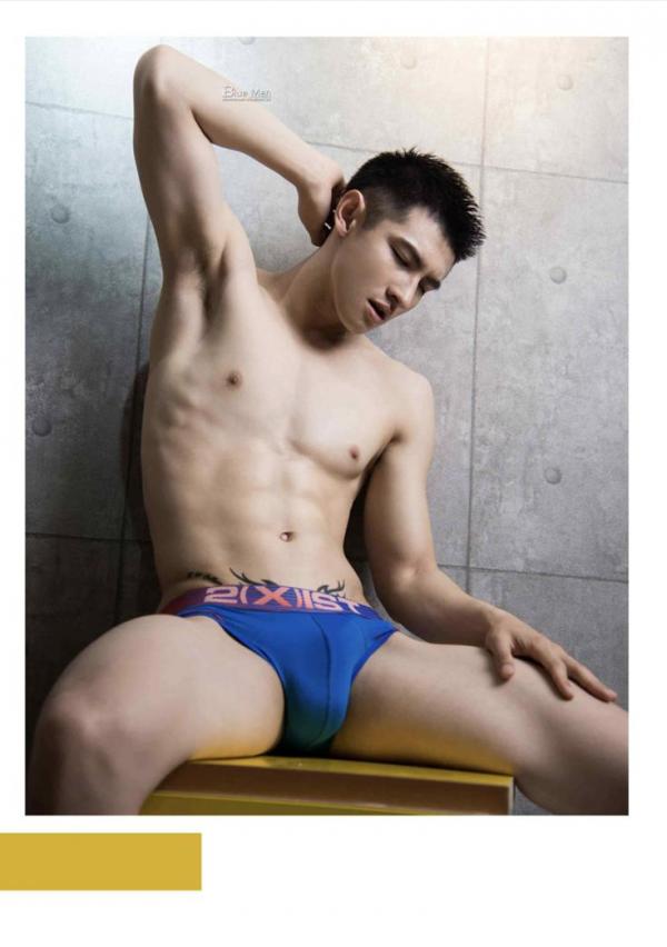 VIRILE-No.02-ebook--bts-video